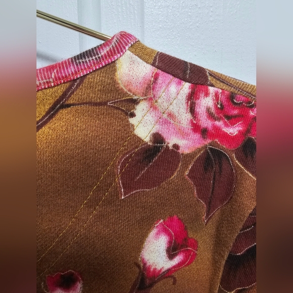 Floral Brown and Pink Women's Top - Picture 7 of 8
